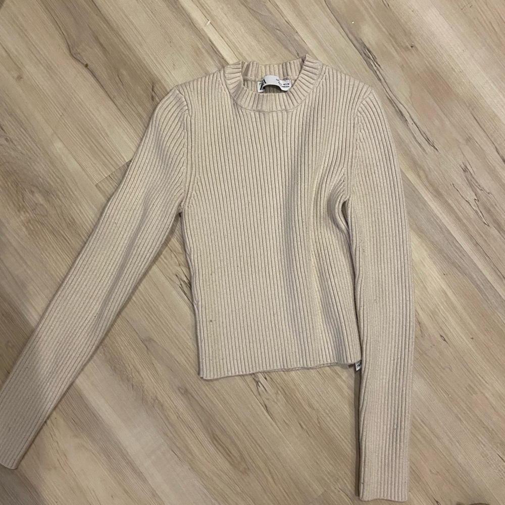 Zara sweater ribbed in cream